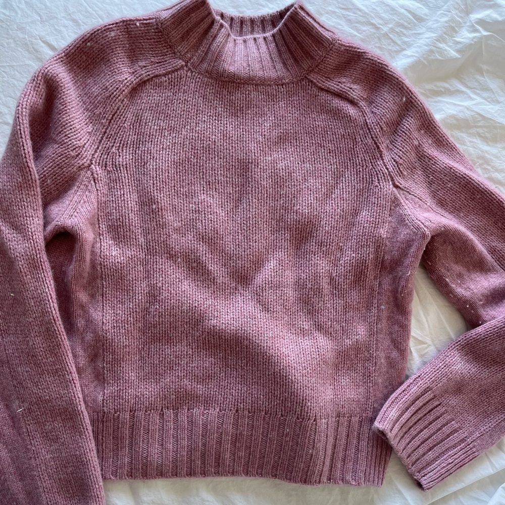 Vince Cashmere Mauve Cropped Sweater